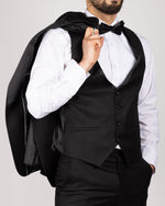 Black Peak Lapel Tuxedo Suit